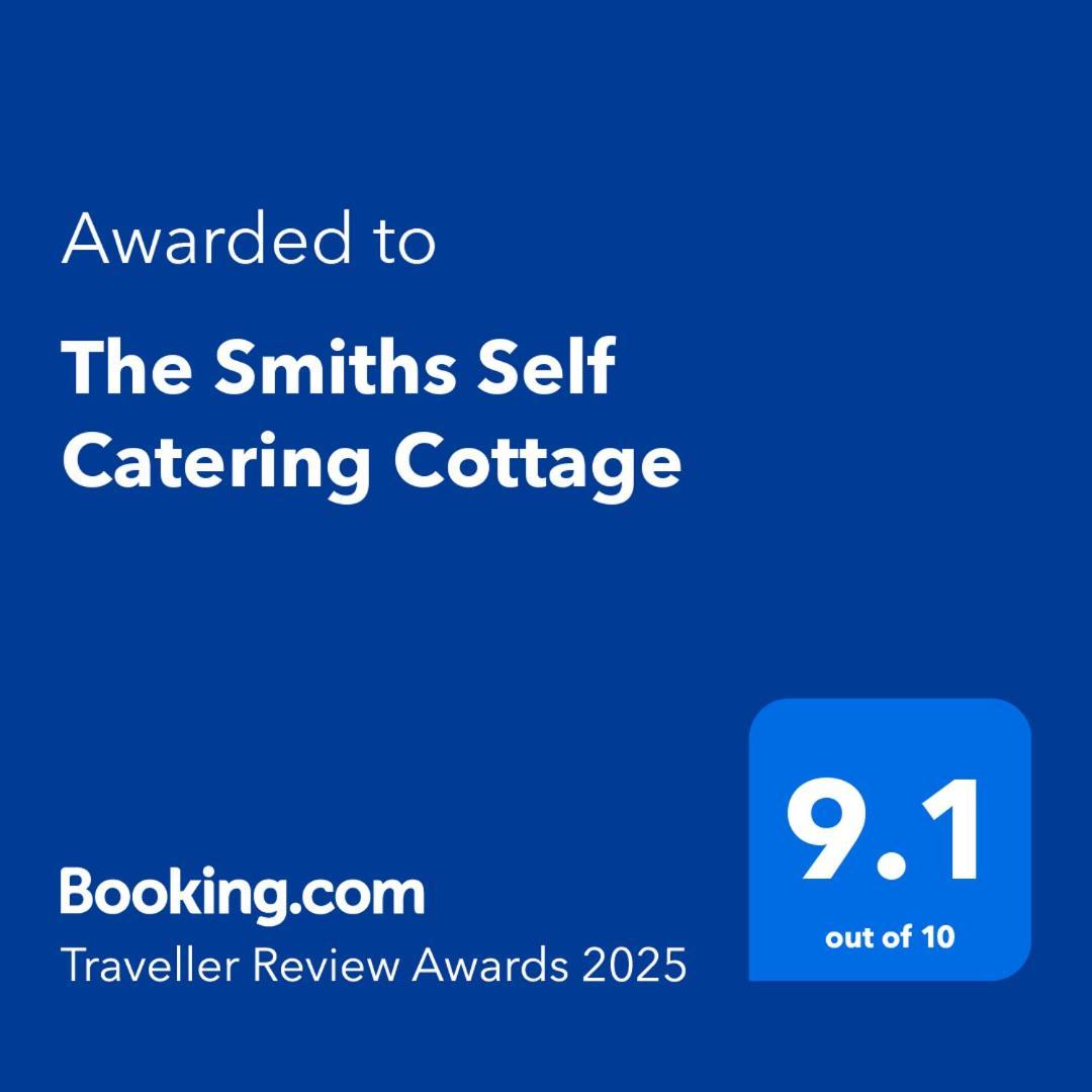 The Smiths Self Catering Cottage ケープタウン エクステリア 写真